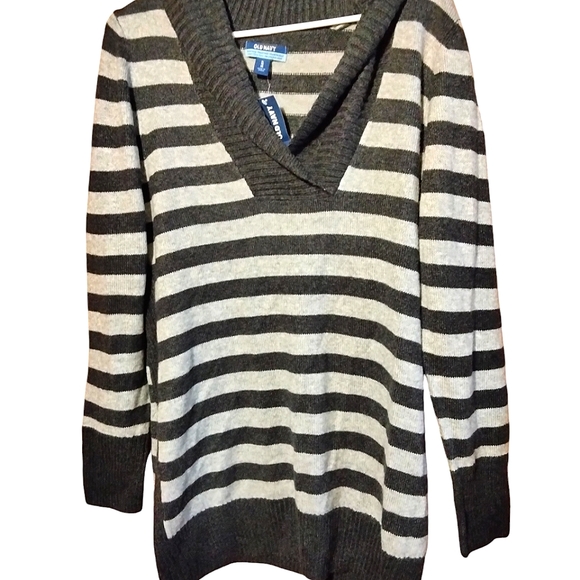 Old Navy Sweaters - NWT Old Navy Women's Gray Striped Collared Sweater XL Maternity Fall Winter Cozy